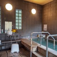 貸切風呂の内湯です。