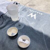 プールでアイスのプレゼントがありました