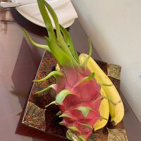 ドラゴンフルーツとバナナが置いてありました