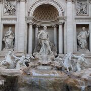 ローマにある最も巨大な噴水