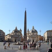 ローマの入口に当たる広場