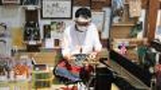 草履の職人さんも居ました