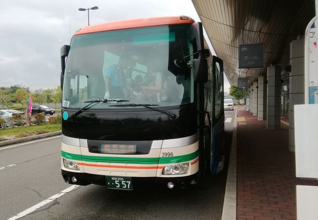 コウノトリ但馬空港の空港バス運行