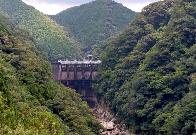 日置川峡