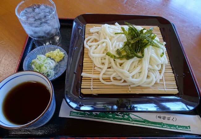 つるつるで美味しいうどん