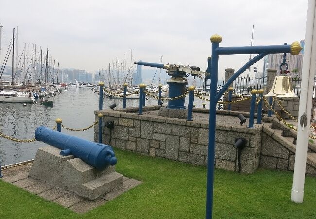 ヌーン デイ ガン (午砲)