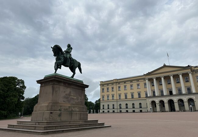 Karl Johan-monumentet