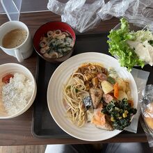 朝食バイキング