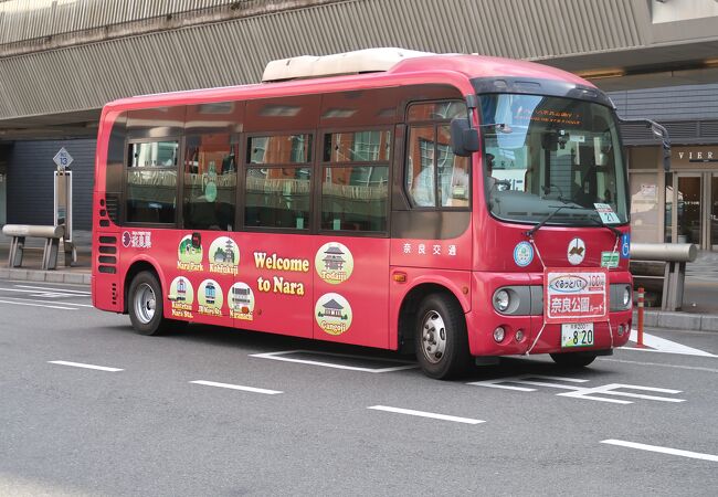 奈良市の観光スポットを巡回するバス
