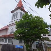 城下町にあるキリスト教会。