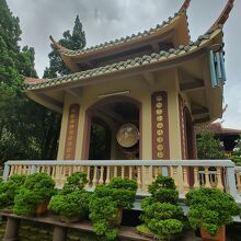 トゥイエンラム湖 / 竹林禅院 (チュックラム禅院)