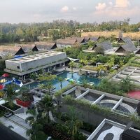 とにかく広い、寛げる、プールが綺麗