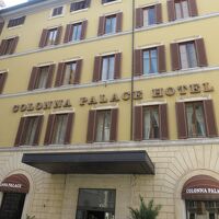 コロナ　パレス　ホテル