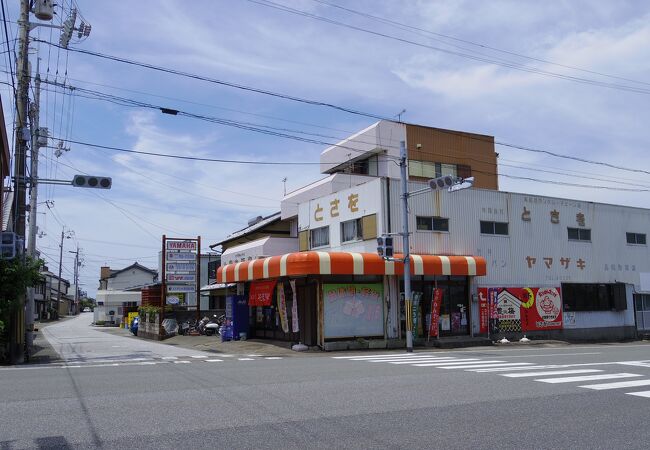 香南のB級グルメが食べられます