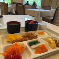 朝食バイキング会場からは豊川稲荷が見えます