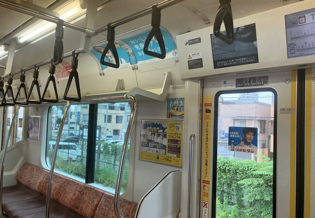 立川から奥多摩を結ぶ電車