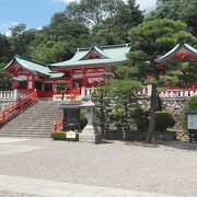 渡良瀬橋からも見える高台にある素敵な神社