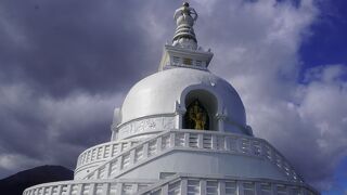 仏舎利塔 (妙法寺)