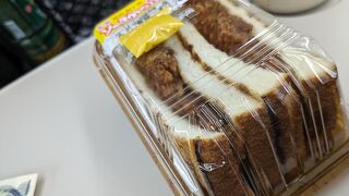 新幹線でソースかつサンド