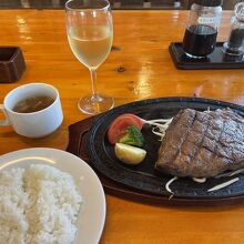 びらとり和牛特選リブロースステーキ