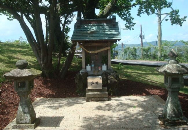 小室神社