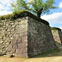 時代によって異なる石垣の積み方もわかります