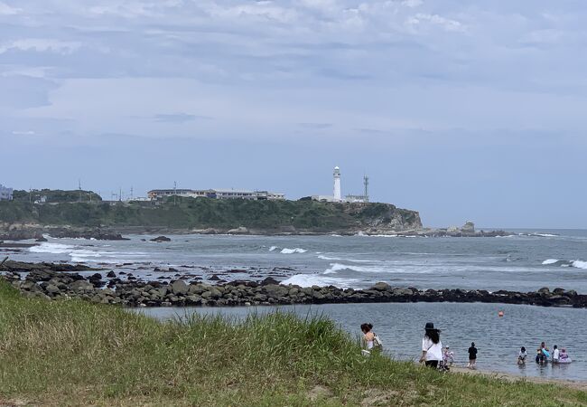 小さいけれど景観がいい海水浴場