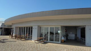 青い空と青い海の絶景