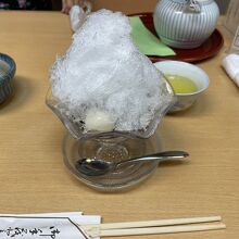 氷汁粉(かき氷)：748円