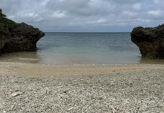 サンゴの浜 (ウラピナ)