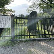 謙信公の遺骸を入れた甕が安置されていた