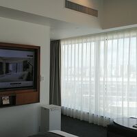 2方向に大きな窓