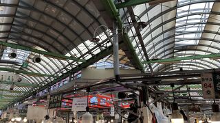 ユッケ通りや屋台飯など行く価値あり