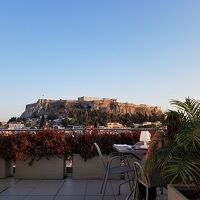 ルーフトップバーからは絶景が拝めます