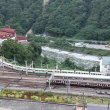 トロッコ電車が一望