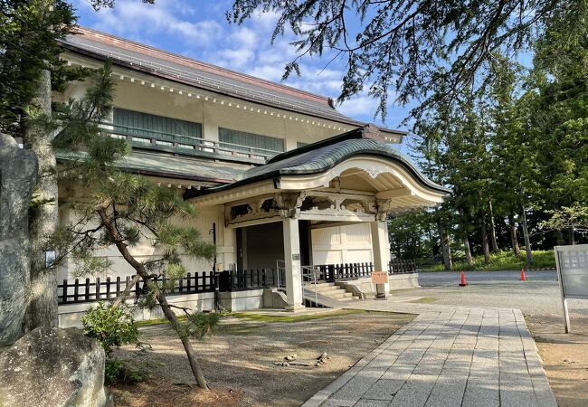 上杉神社の宝物殿