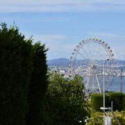 明石海峡大橋と大阪湾を眺める国立公園