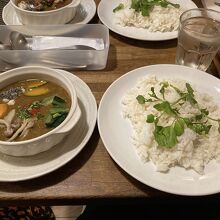 薬膳カレーじねんじょ 谷中店