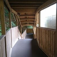 本館と別館間の通路