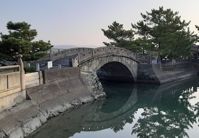 江戸時代から残るアーチ橋