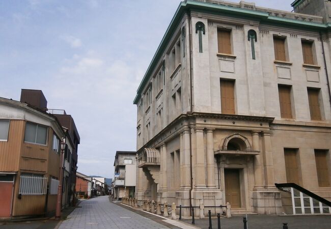 レトロモダンな街並み散策　～　博物館通り