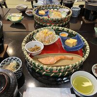 塩加減が絶品の焼鮭