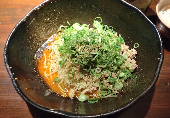 汁なし担々麺