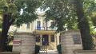 ボヤジエフの家