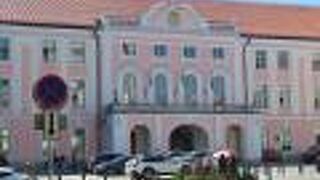 というよりは宮殿