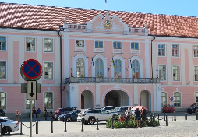 というよりは宮殿