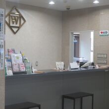 フロントです