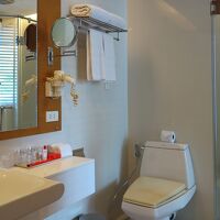 バスルームも明るくて良いです