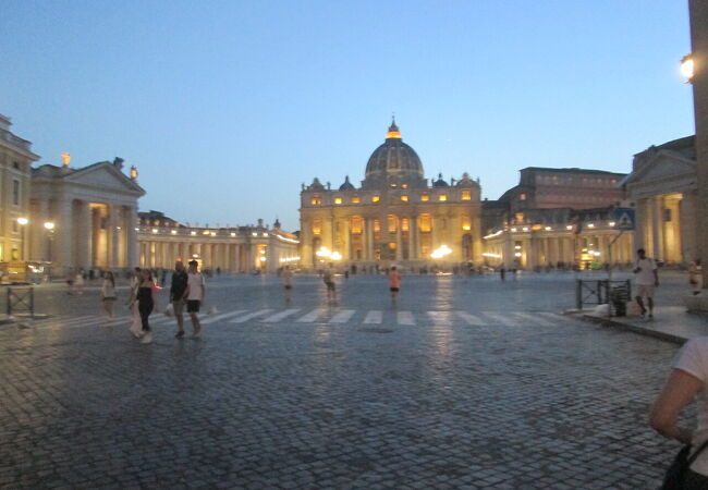 202307 piazza di san pietro 