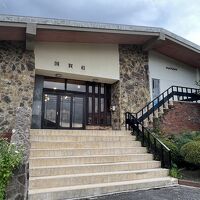 高台にあり、どこから見ても眺めの良いホテルです。